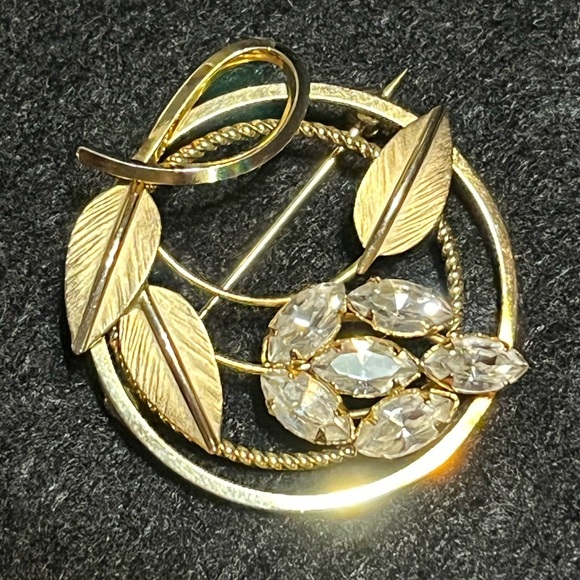 RARE Vintage Star ART 12k gf signed rhinestone brooch gold tone - Picture 2 of 6